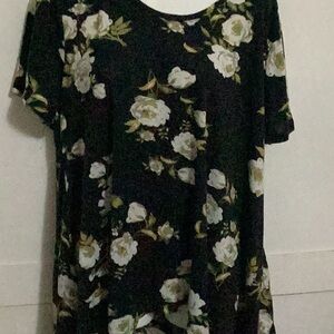 Women's Black Floral Short Sleeve Tunic Top size 1X